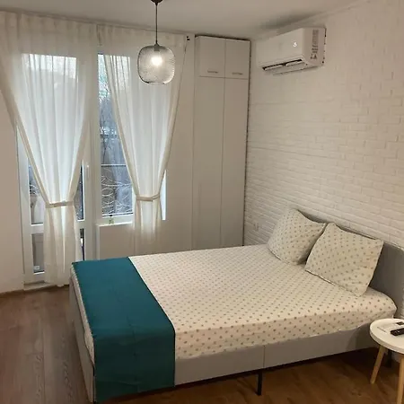 White Studio 1